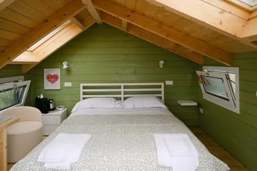 Lodge Hum - Offline Glamping